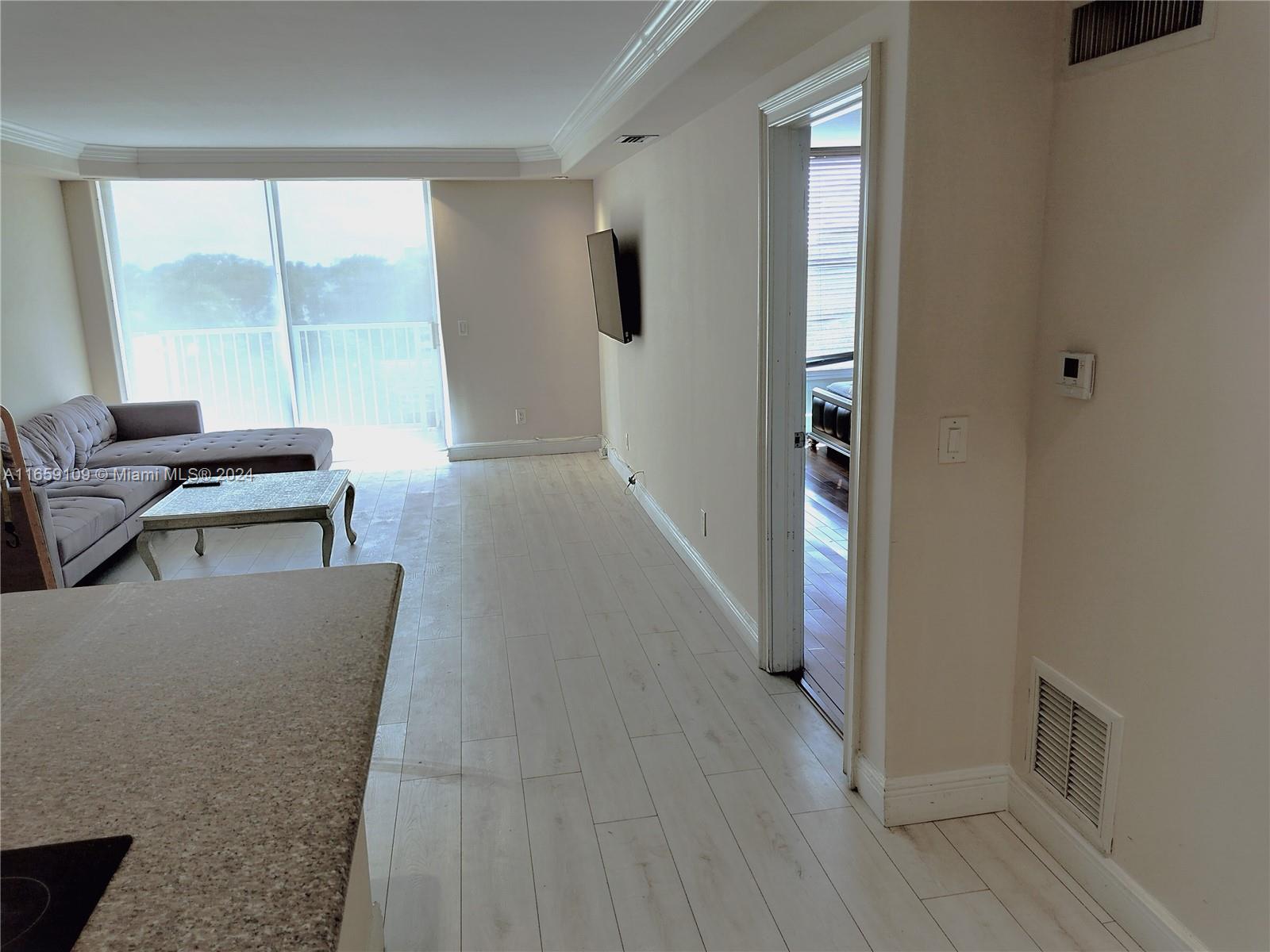 Attractive Condo